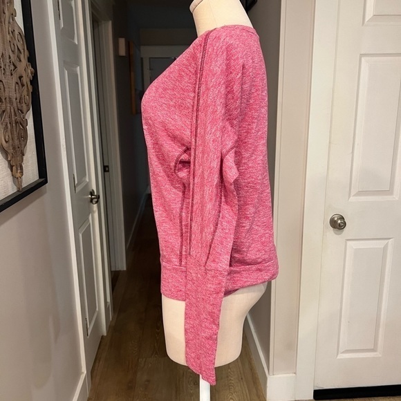 THE NORTH FACE dusty pink long sleeve sh top with bat wings - Picture 9 of 9